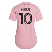 Camisa de Futebol Inter Miami Lionel Messi #10 Equipamento Principal Mulheres 2023-24 Manga Curta